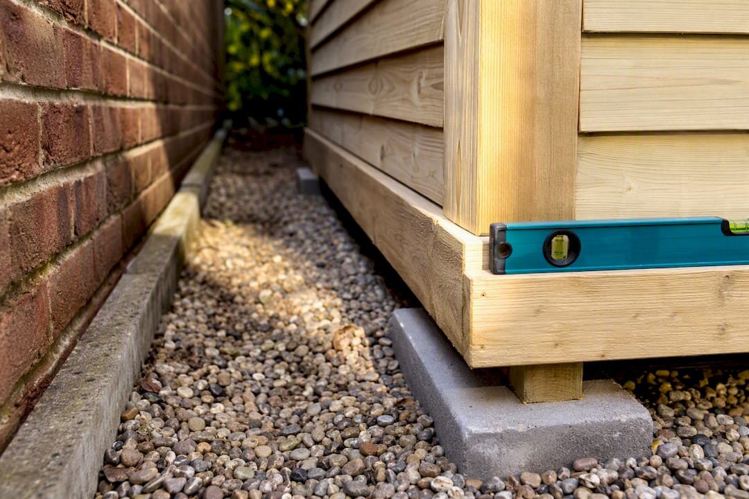 Shallow Bases Stop Party Wall Rules for Garden Rooms in the UK
